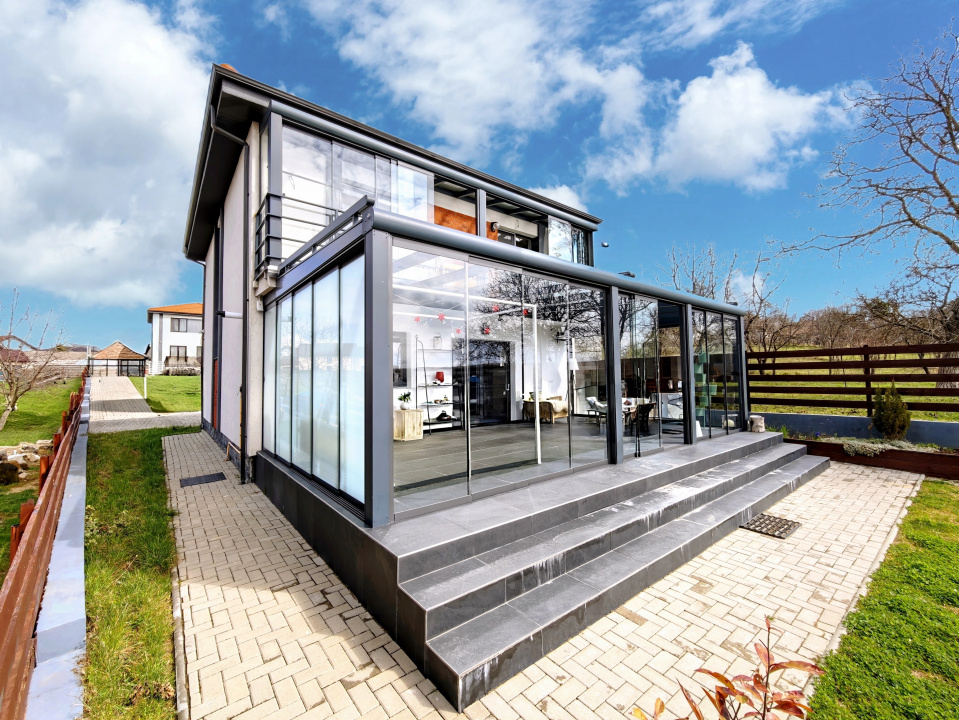 Casă modernă Feleacu | Panoramă | Teren generos